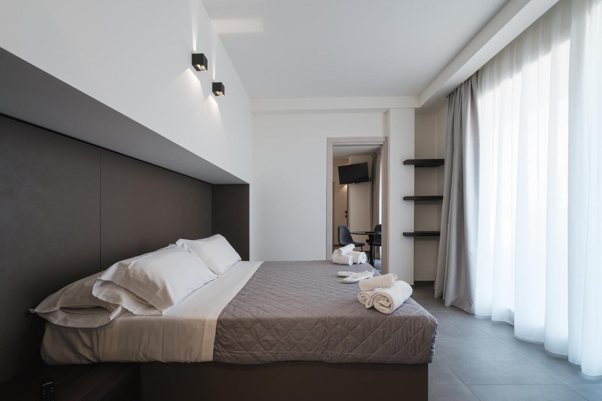 רימיני Residence Goldoni6 Suite Apartment מראה חיצוני תמונה