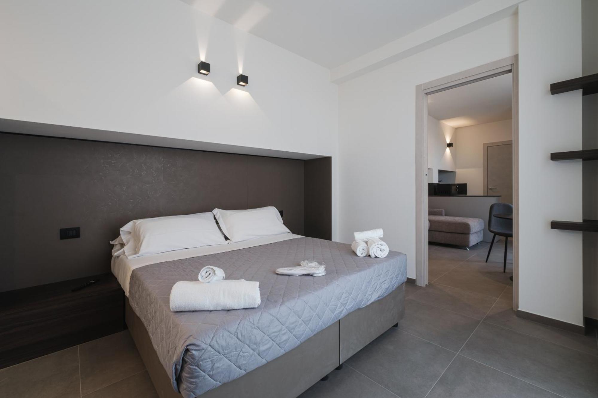 רימיני Residence Goldoni6 Suite Apartment מראה חיצוני תמונה