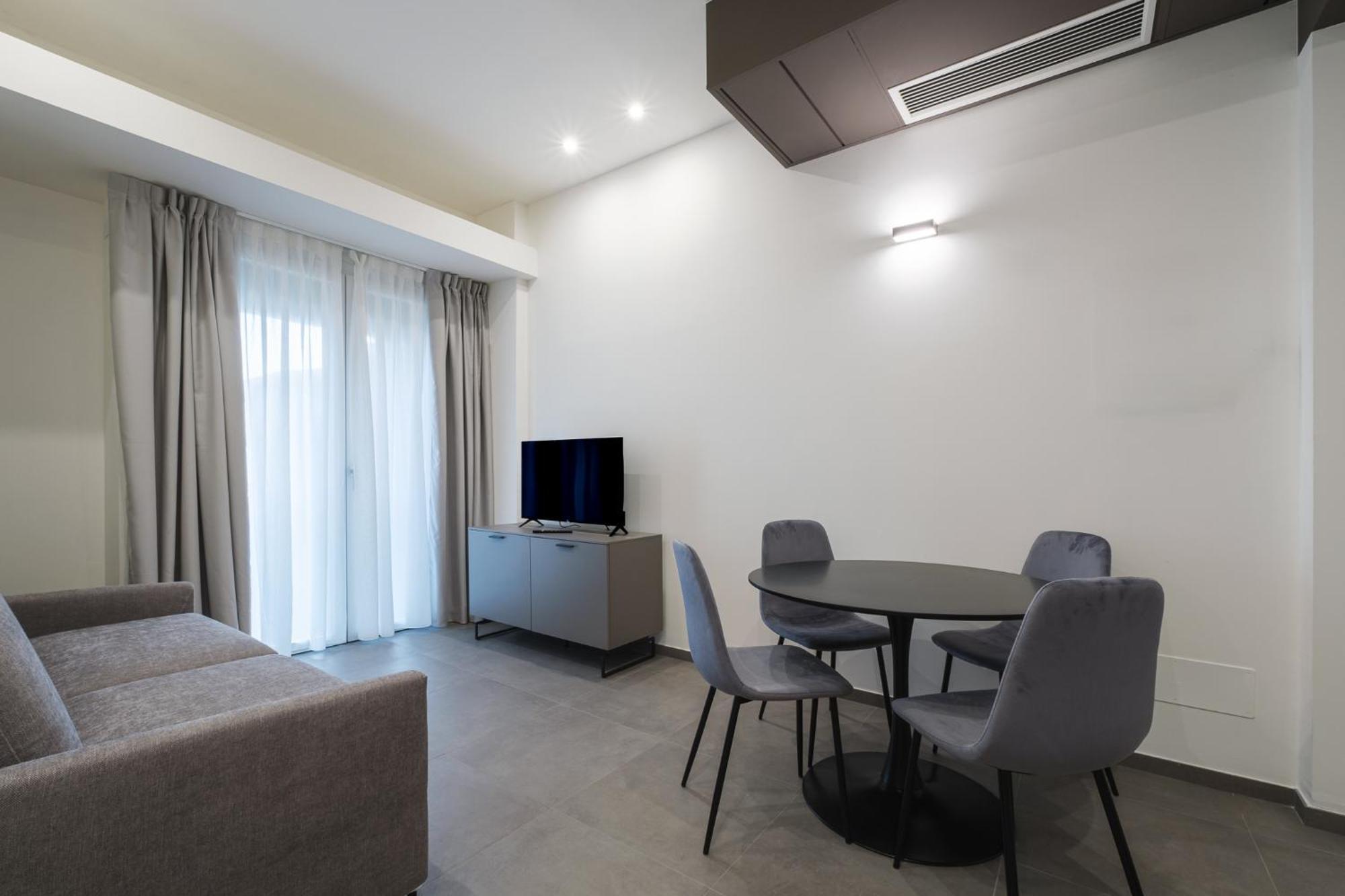 רימיני Residence Goldoni6 Suite Apartment מראה חיצוני תמונה