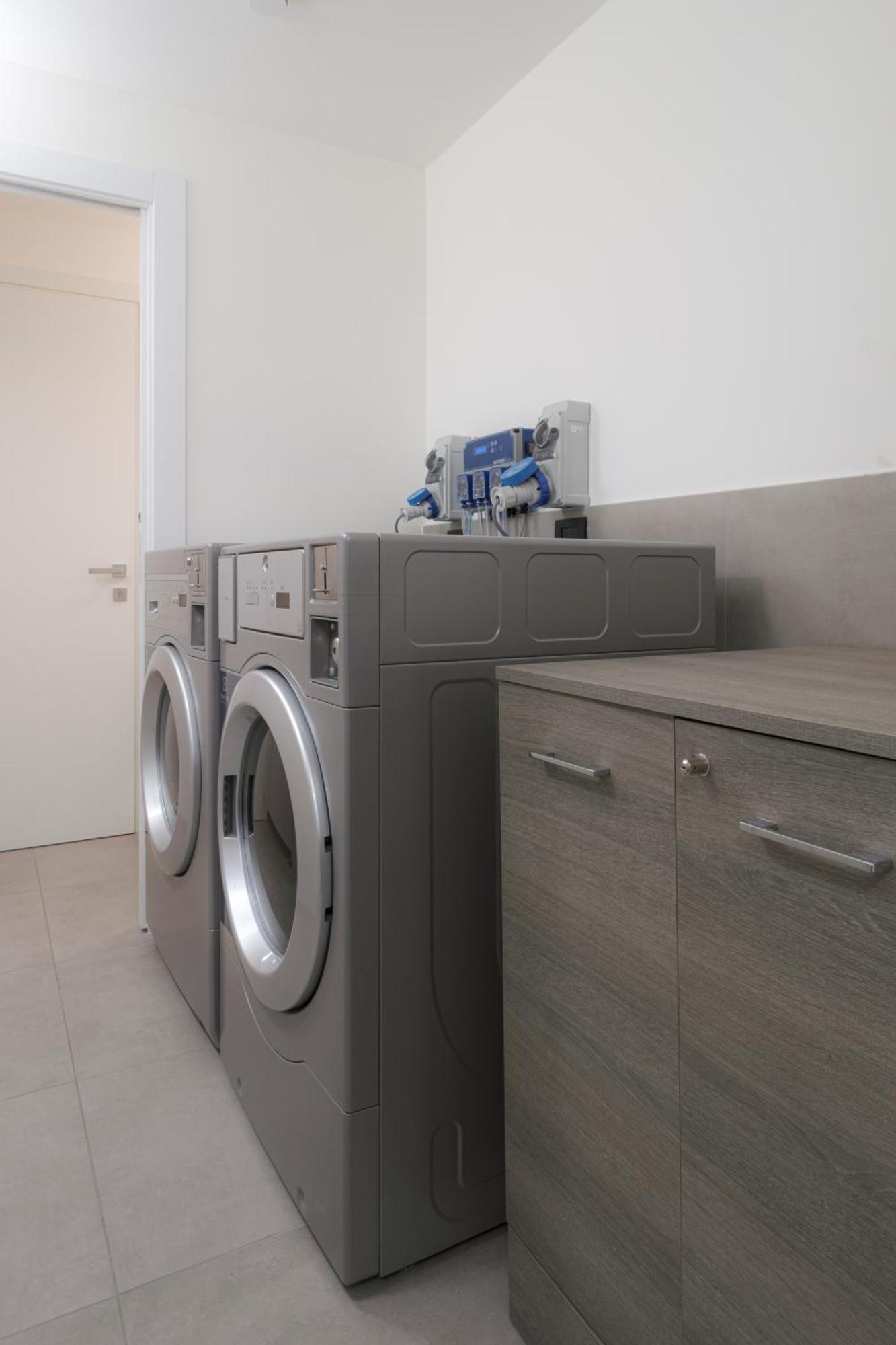 רימיני Residence Goldoni6 Suite Apartment מראה חיצוני תמונה